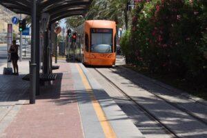 La TRAM de Alicante invierte 3,2 millones en la adaptación de andenes de Porta del Mar para nuevos tranvías