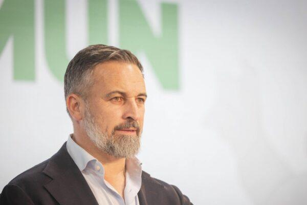 Crisis en Vox Burriana: "Abascal y su esposa no coinciden al 100%"