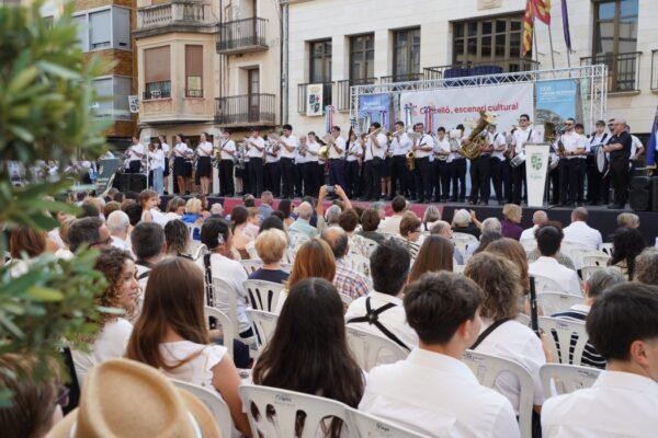 La XXXI Trobada de Bandes del Baix Maestrat inunda La Jana de música y ambiente festivo