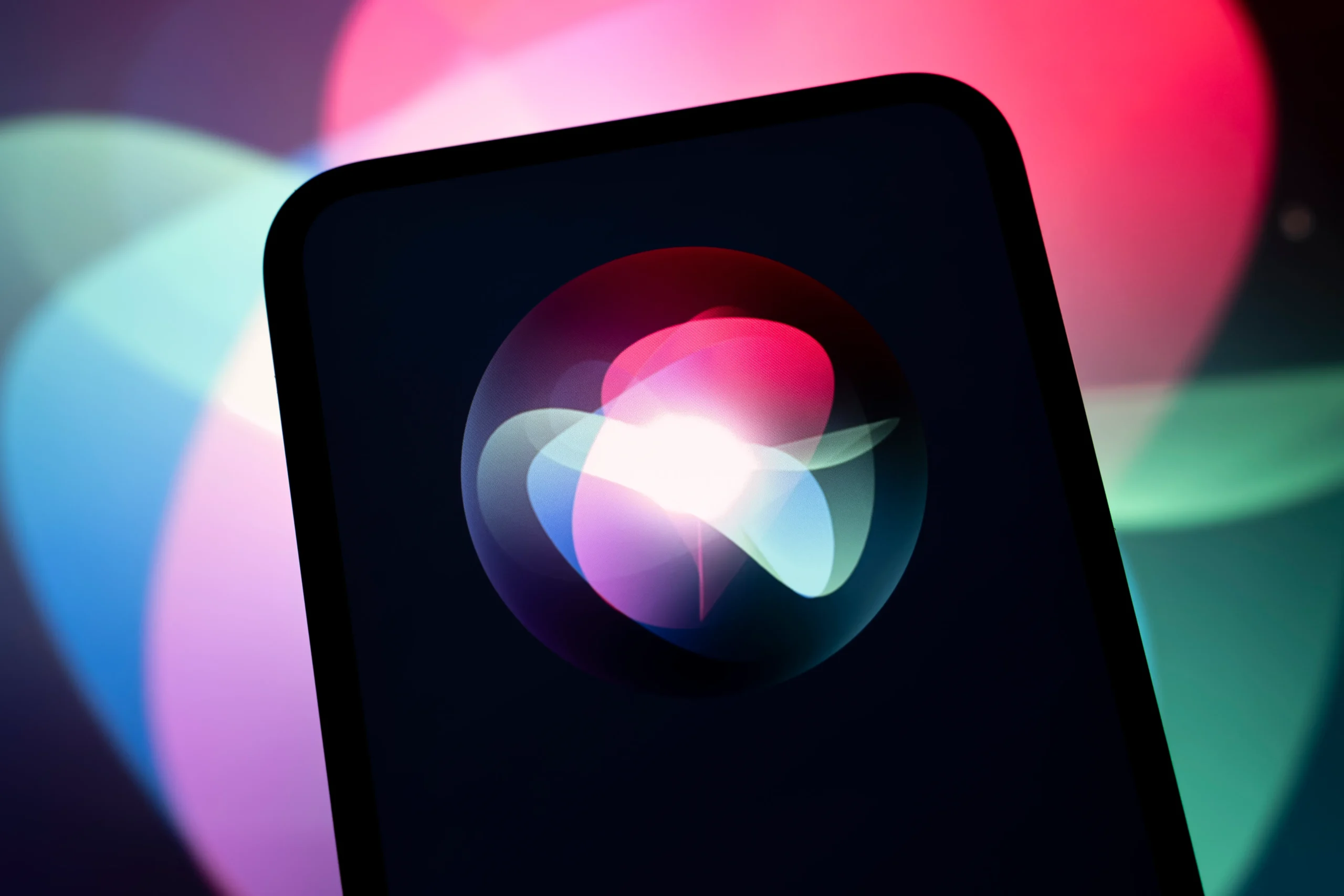 El efímero romance de verano con Siri AI: una experiencia increíble pero fugaz