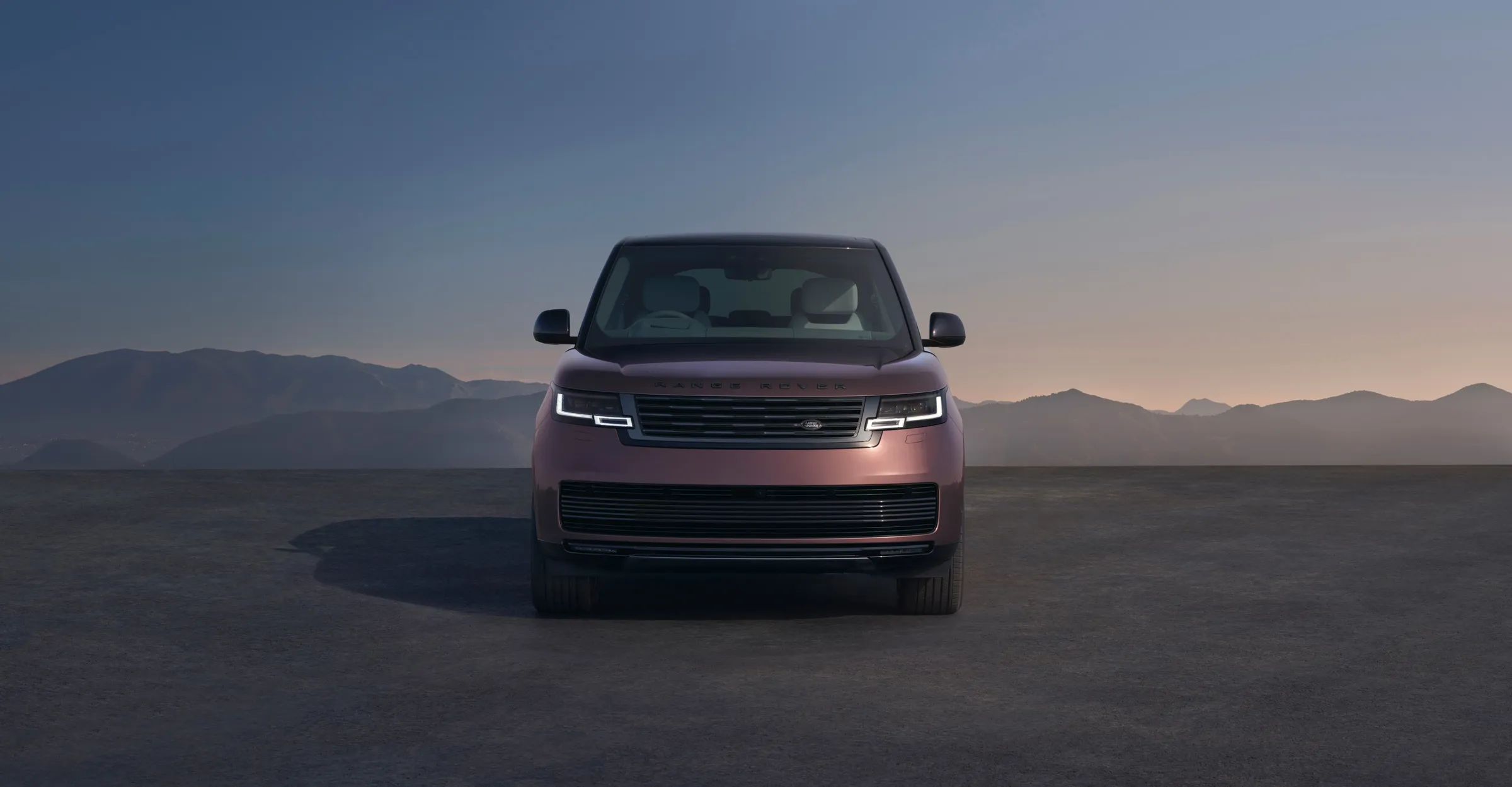 Descubre el nuevo Range Rover eléctrico: primer vistazo a la SUV más esperada de la marca