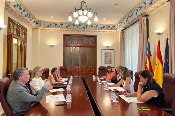 Nuria Martínez se reúne con autoridades judiciales de Castellón para proponer soluciones a la congestión en los juzgados de la provincia