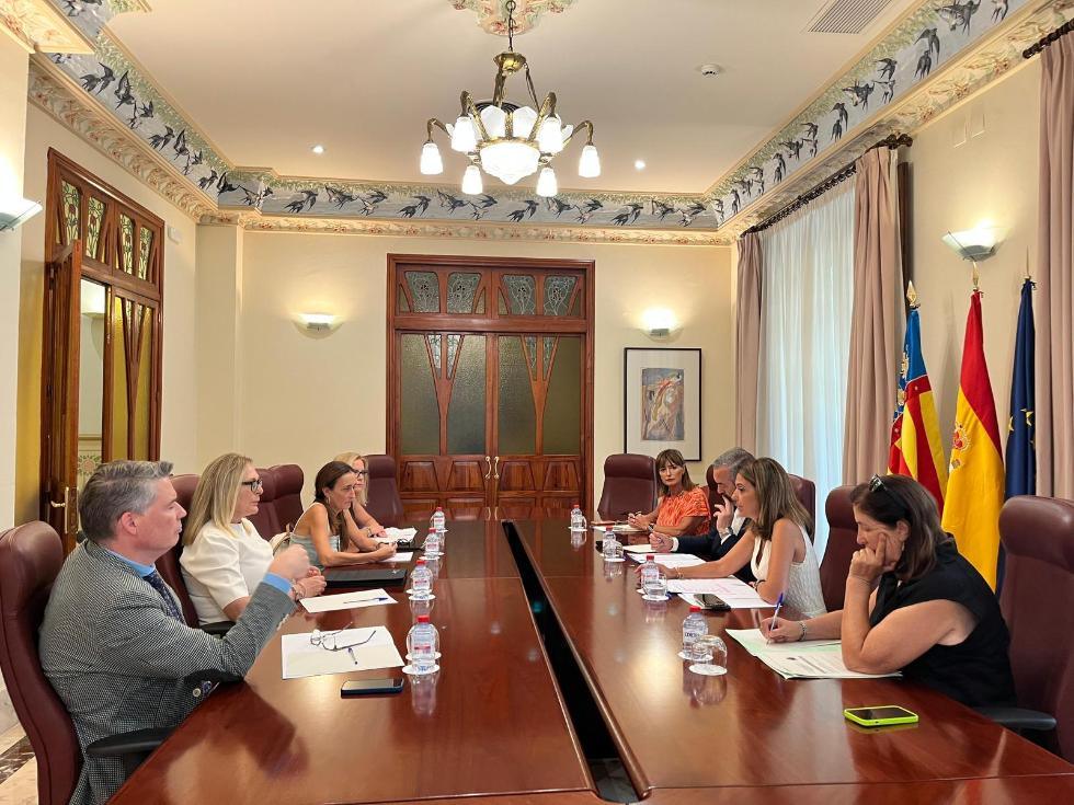 Nuria Martínez se reúne con autoridades judiciales de Castellón para proponer soluciones a la congestión en los juzgados de la provincia