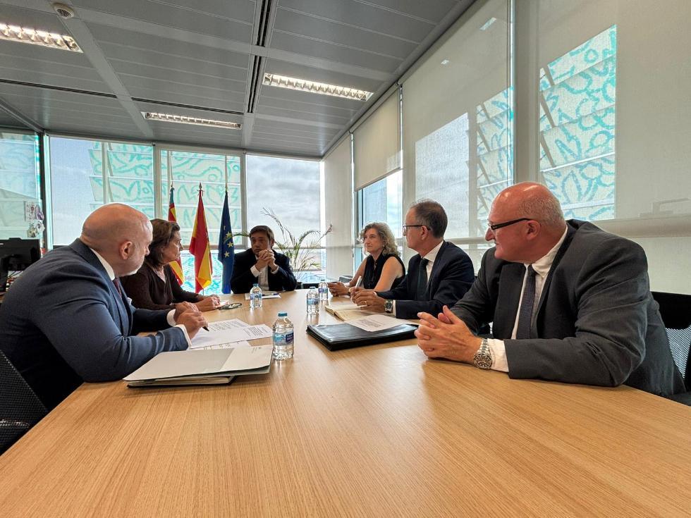 La Generalitat escucha las propuestas de los colegios de abogacía sobre los Puntos de Encuentro Familiar