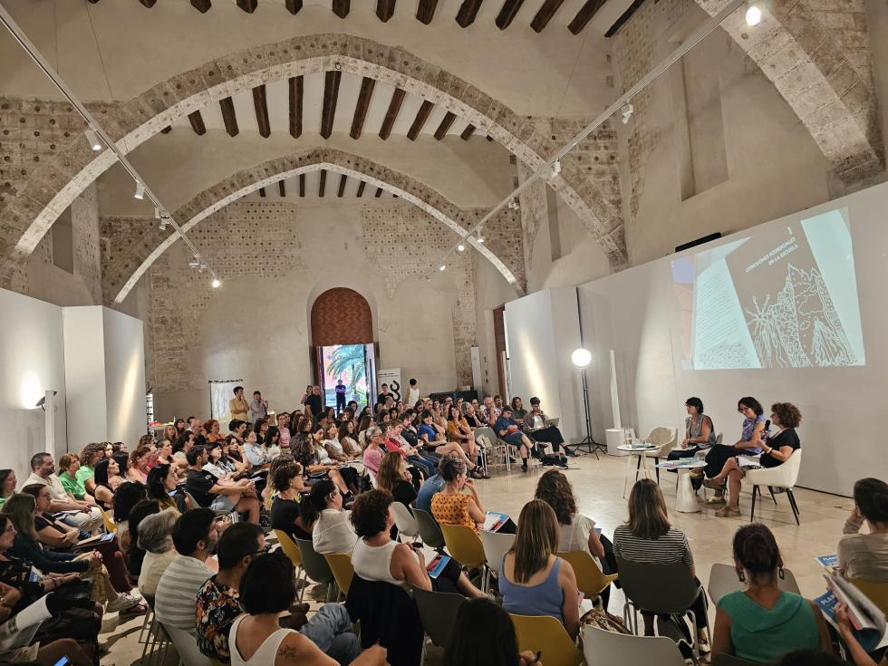 El Consorci de Museus capacita a más de 100 docentes de la Comunitat Valenciana en prácticas artísticas y educativas para el curso 2026/2027