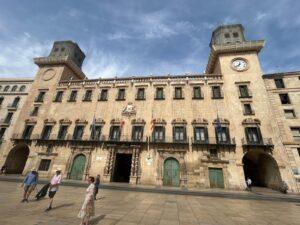 El Ayuntamiento lanza la licitación de las obras de rehabilitación de las torres de la Casa Consistorial