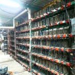 Descubren granja ilegal de criptomonedas en Puebla: conexiones entre robo de electricidad y blanqueo de capitales