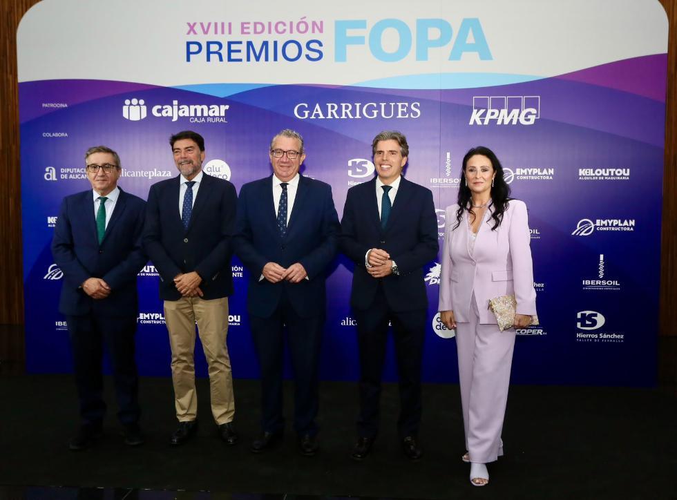 Rovira afirma que exigir las infraestructuras necesarias para Alicante es asegurar lo que le corresponde a la provincia