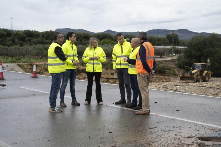 La Diputación mejora el mantenimiento de pistas y caminos en la provincia con un nuevo contrato de maquinaria para 2026-2028