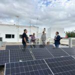 Castellón avanza en eficiencia energética con placas fotovoltaicas en 60 municipios gracias a la Diputación