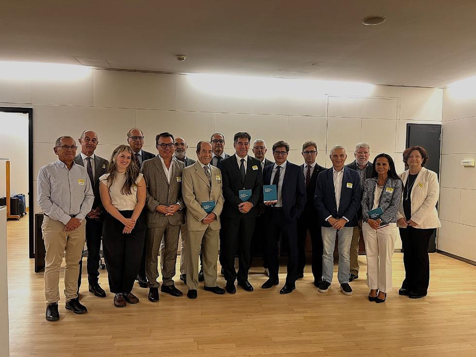 El Hospital Clínico de València colabora en la creación del Libro Blanco del dolor agudo en España