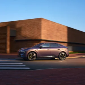 Descubre la lujosa SUV coupé eléctrica XPeng L03 a un precio asequible