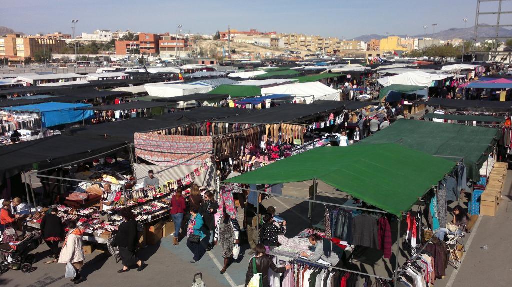 Alicante mejora el entorno del mercadillo de Teulada con una inversión de medio millón