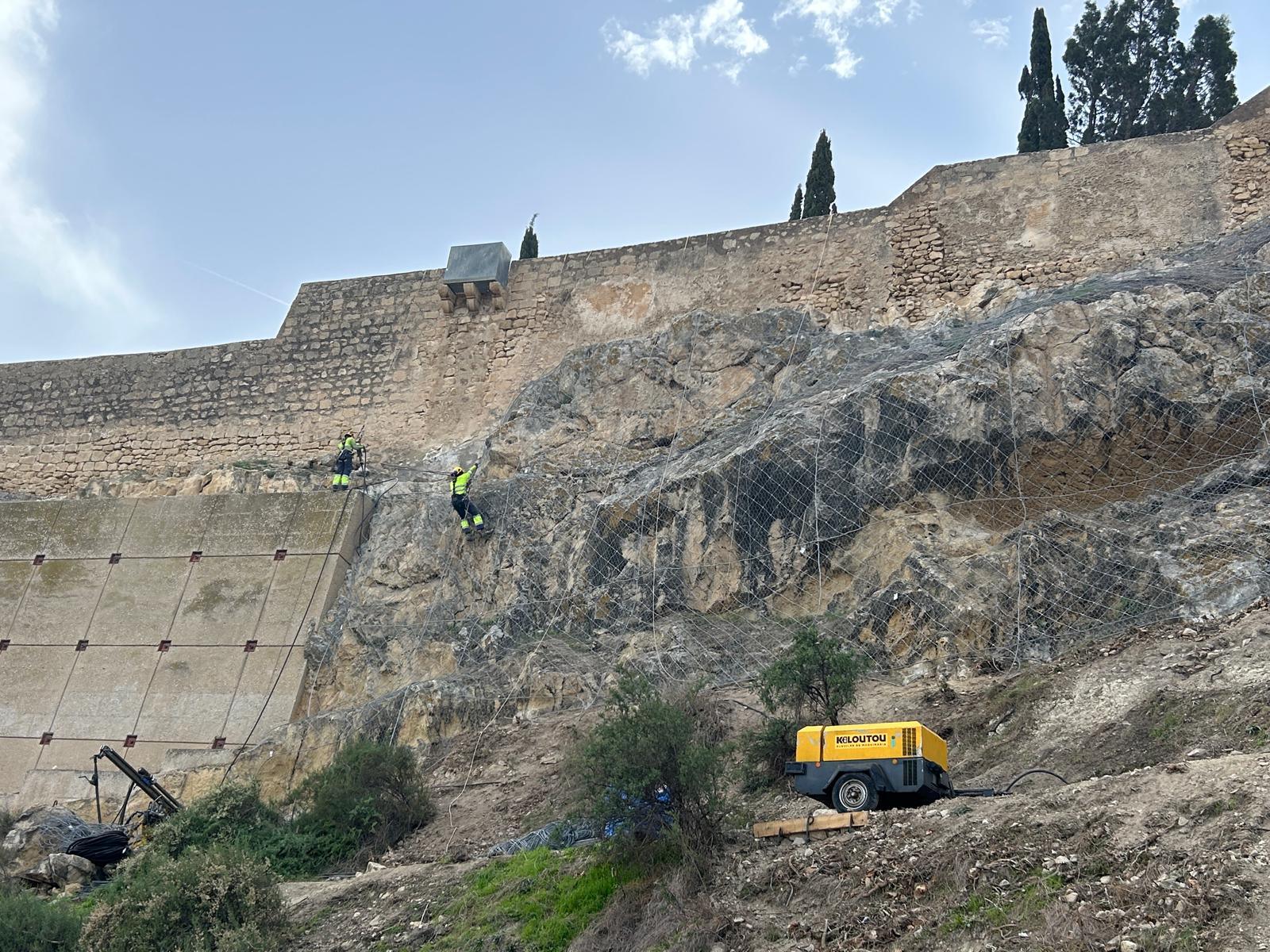 Aprobación del proyecto para consolidar la ladera del Benacantil bajo el Macho del Castillo